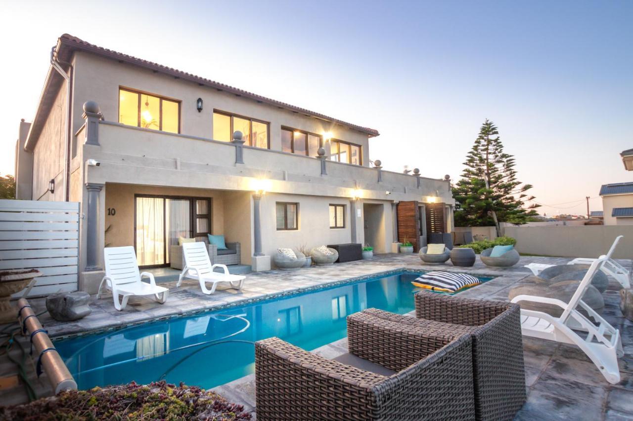 Chateau De Marine Boutique Hotel & Wellness Struisbaai Exterior photo