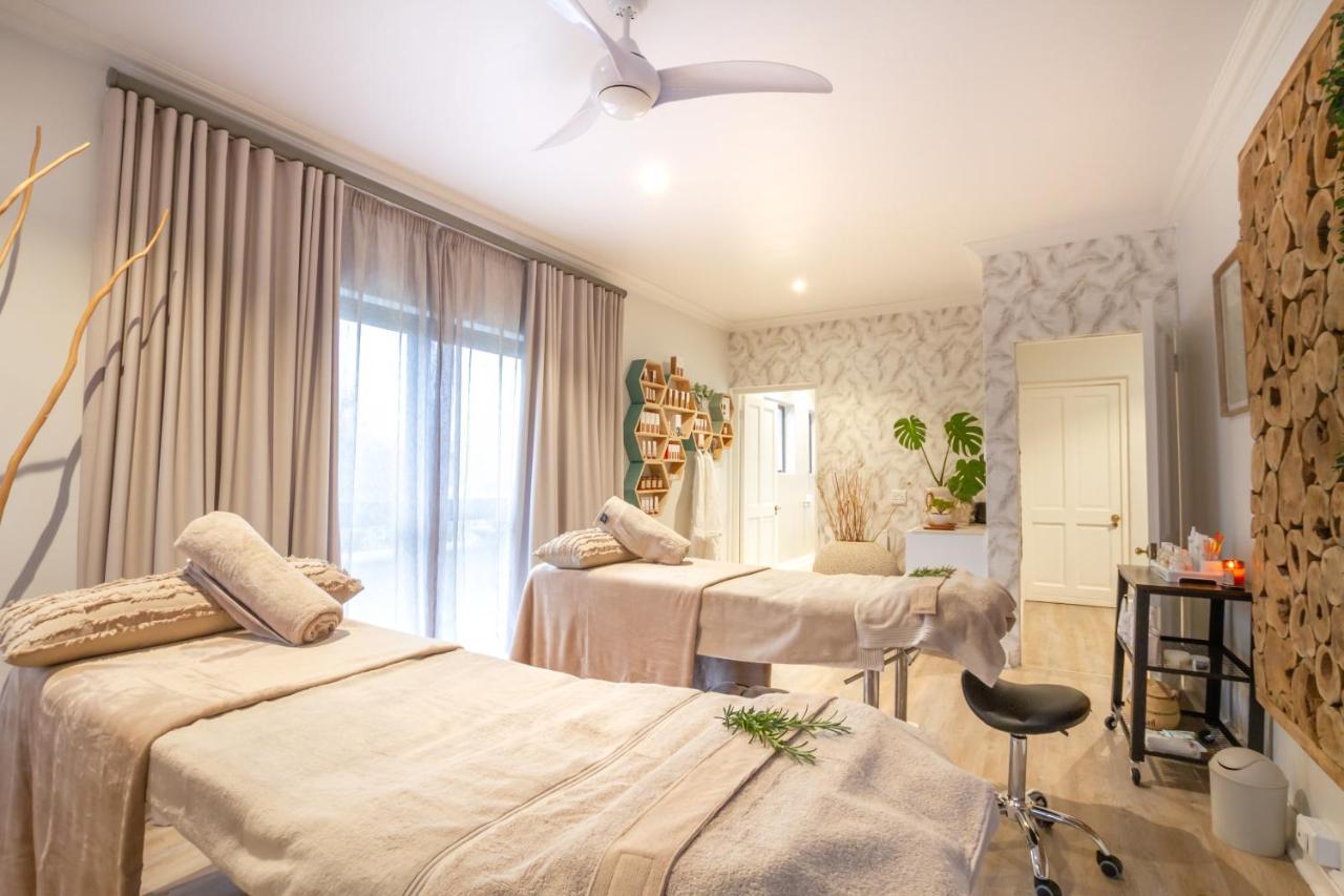 Chateau De Marine Boutique Hotel & Wellness Struisbaai Exterior photo
