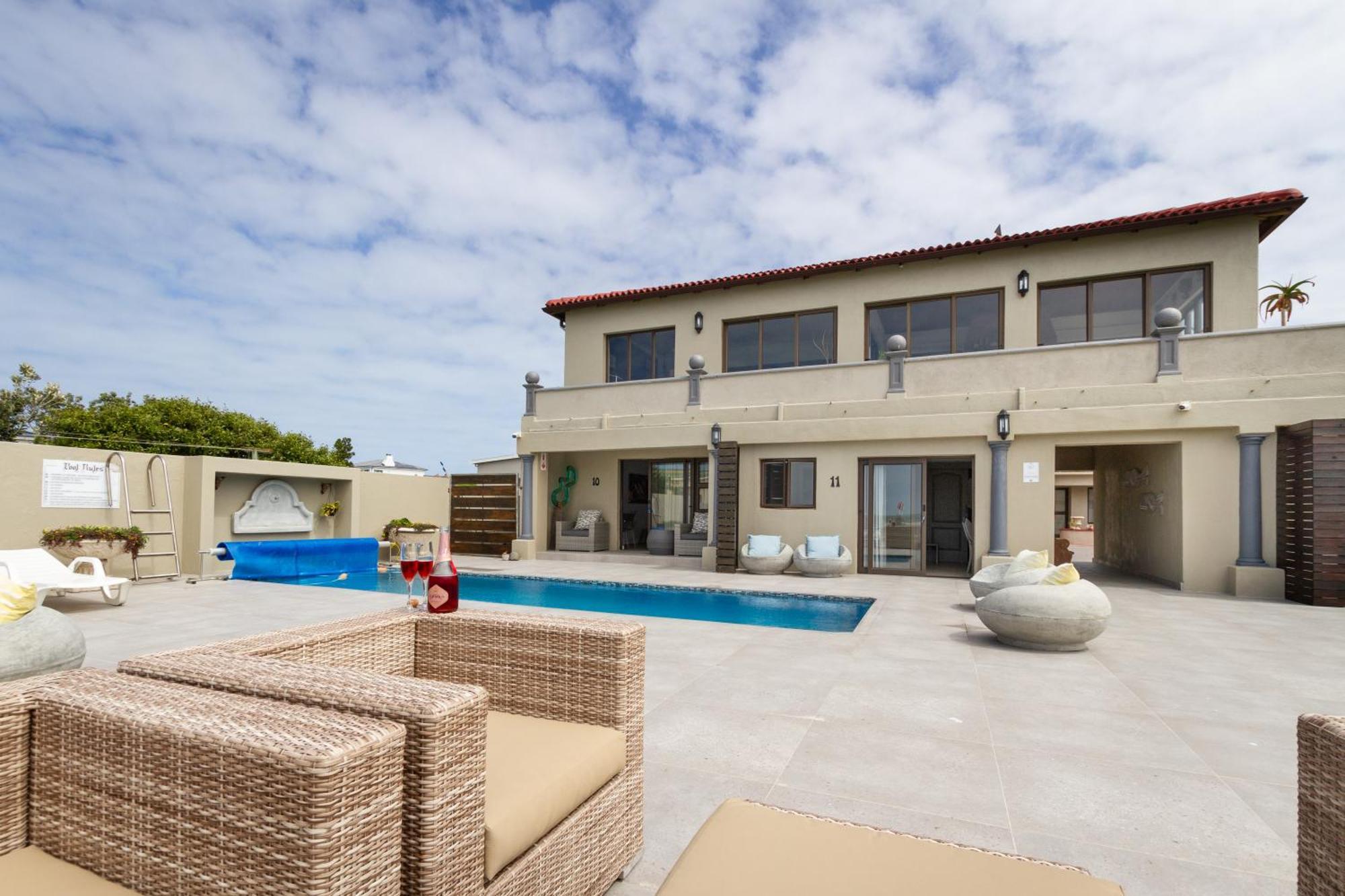 Chateau De Marine Boutique Hotel & Wellness Struisbaai Exterior photo